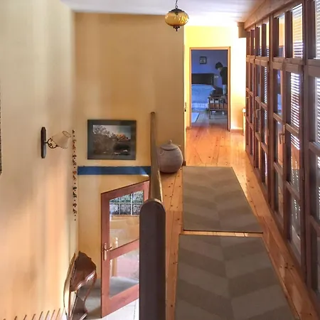 Cosy House In With Fenced Garden 펜션