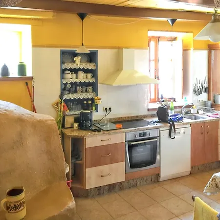 펜션 Cosy House In With Fenced Garden