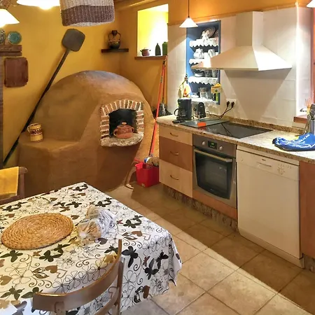 Cosy House In With Fenced Garden Veguellina de Órbigo