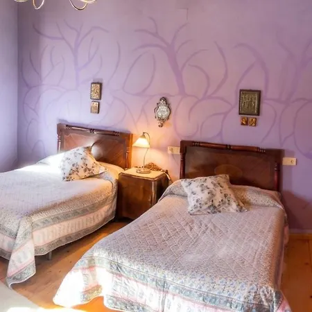 펜션 Cosy House In With Fenced Garden
