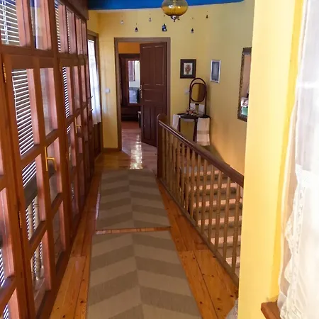 Cosy House In With Fenced Garden 펜션 Veguellina de Órbigo