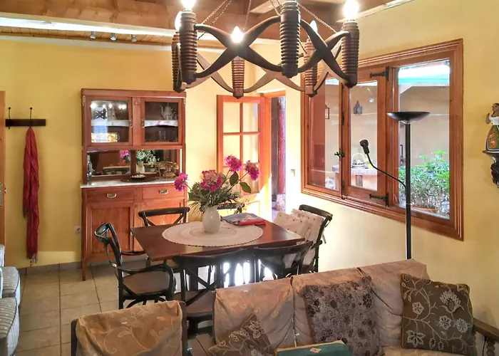 Cosy House In With Fenced Garden Veguellina de Orbigo