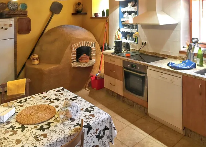 Cosy House In With Fenced Garden Veguellina de Orbigo